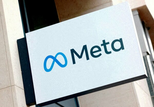Ο κολοσσός Meta αγκαλιάζει τις θέσεις της Ελλάδας για καθιέρωση ψηφιακής ενηλικίωσης