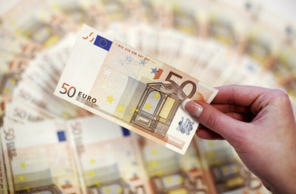 Η Ευρωπαϊκή Κεντρική Τράπεζα αλλάζει το ευρώ: Πότε τα νέα χαρτονομίσματα, πώς θα είναι
