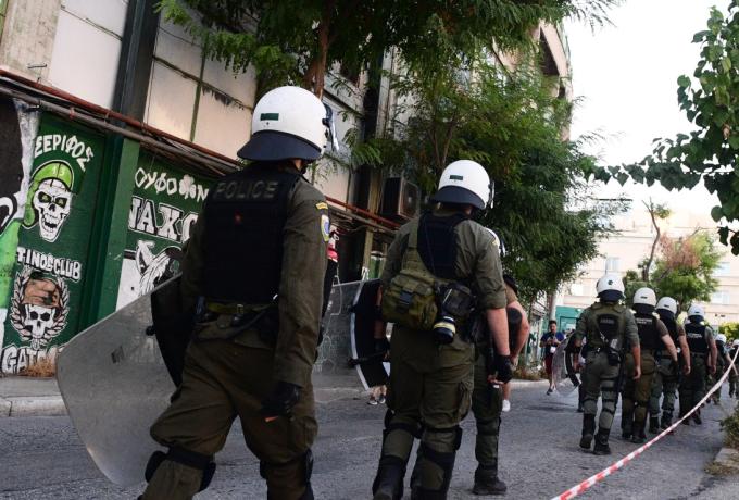 ΕΛΑΣ: 19 συλλήψεις και 200 προσαγωγές στη συγκέντρωση για τα Τέμπη στο Σύνταγμα