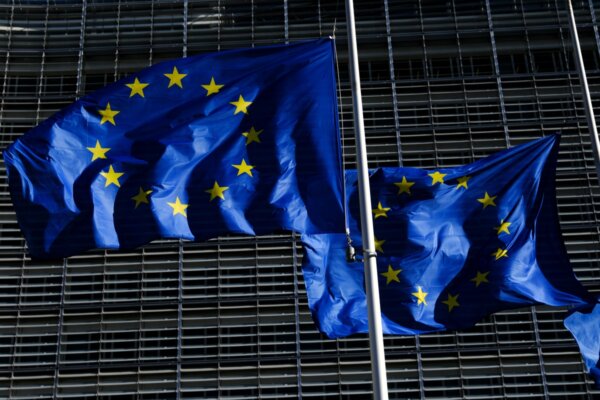 Tο Συμβούλιο της Ευρώπης υπερασπίζεται το Δικαστήριο Ανθρωπίνων Δικαιωμάτων έναντι ενστάσεων από 9 χώρες για τις απελάσεις