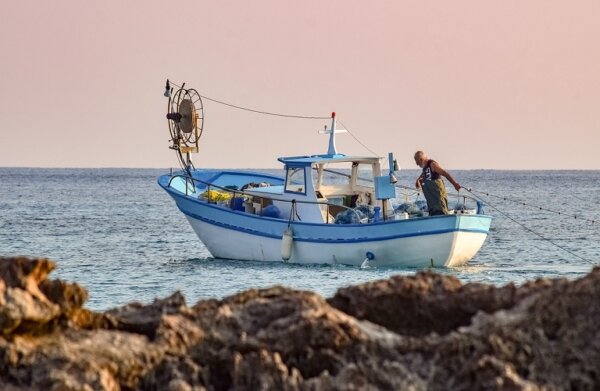 Οι παράκτιοι αλιείς ζητούν συμμετοχή στις αποφάσεις για τη νέα αλιευτική πολιτική
