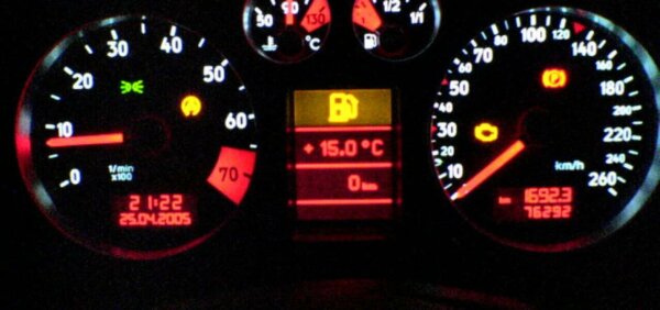 Συνελήφθη γνωστός επιχειρηματίας που έτρεχε με 216χλμ στη λεωφόρο Βουλιαγμένης