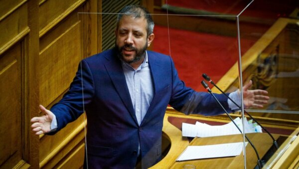 Ερώτηση Αλ. Μεϊκόπουλου στη Βουλή για το εκδοτήριο του ΟΣΕ στο Βόλο
