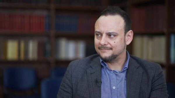 Γκ. Μαγιορκίνης: Πάντα υπάρχει έξαρση κορονοϊού μέσα στο καλοκαίρι – Δεν μας ανησυχεί η νέα παραλλαγή