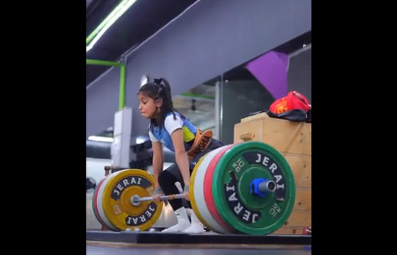Ινδία: Η 9χρονη που σηκώνει τρεις φορές το σωματικό της βάρος (βίντεο)