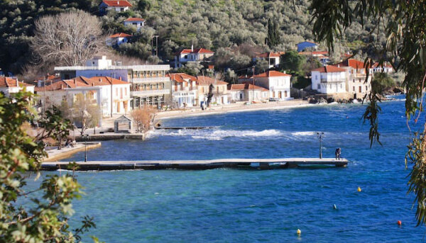 Πήλιο: Πλημμύρισε από επισκέπτες το τριήμερο του Αγίου Πνεύματος