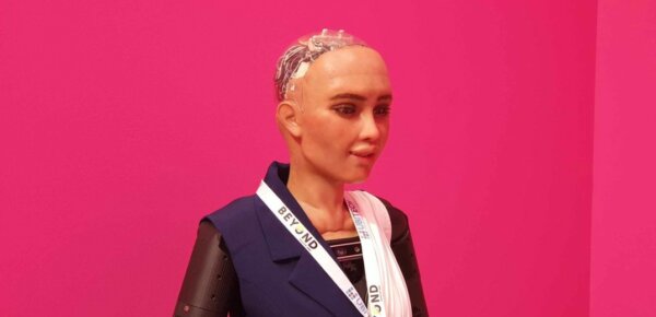 Θεσσαλονίκη: Η Sophia the Robot έρχεται στη BEYOND