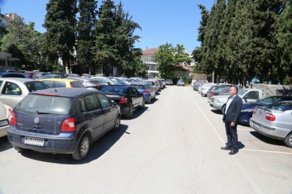 Πού παρκάρεις πιο εύκολα στην Ελλάδα – Οι καλύτεροι και χειρότεροι Δήμοι σύμφωνα με τους πολίτες