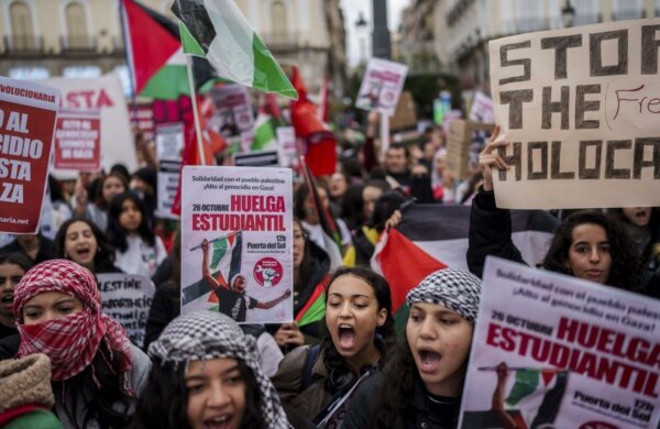 Ισπανία: Πρυτάνεις 77 πανεπιστημίων προειδοποιούν το Ισραήλ ότι θα διακόψουν σχέσεις αν δεν γίνει κατάπαυση πυρός στη Γάζα