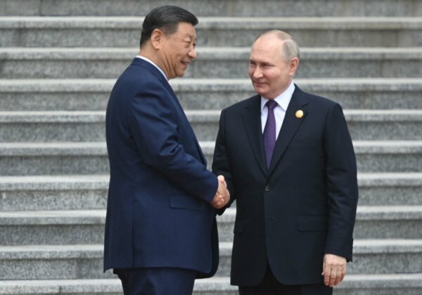 Πούτιν: Πετρέλαιο μαζί με φυσικό αέριο στην Κίνα μέσω Μογγολίας