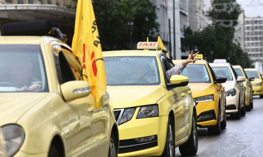 Ταξί: Τι θα προβλέπει η συμφωνία σχετικά με την επιβίβαση και αποβίβαση στις λεωφορειολωρίδες