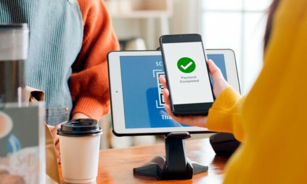 Iris: Υποχρεωτικό για όλες τις επιχειρήσεις