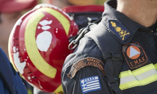 Τρίκαλα: Επιχείρηση διάσωσης τραυματία από φαράγγι