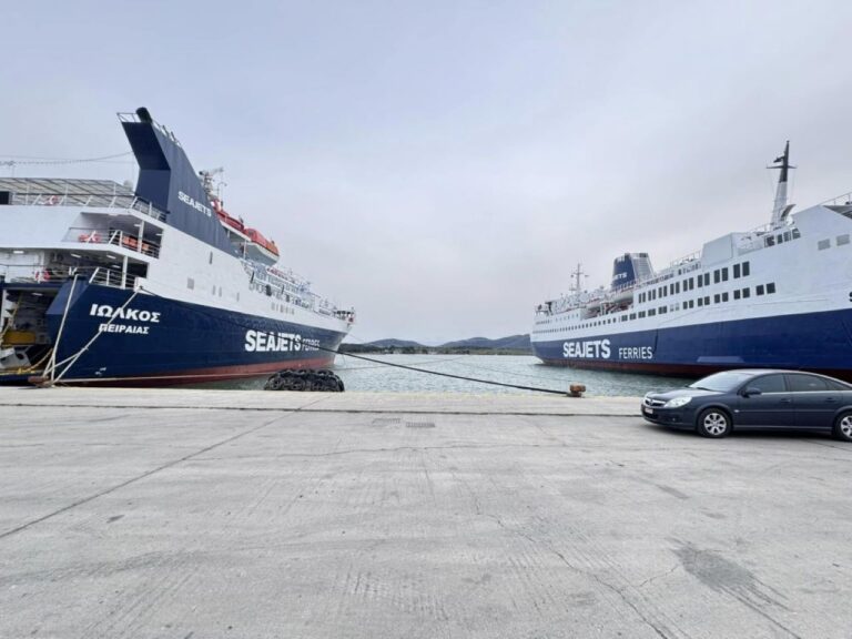Κρουαζιερόπλοιο προσέκρουσε στο λιμάνι του Πειραιά – Σώοι οι 450 επιβάτες