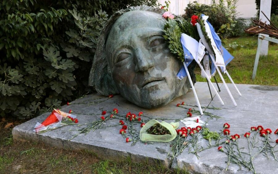 Επεισόδια στο Πολυτεχνείο με ξυλοδαρμούς και ζημιές – Τραυματίες μεταφέρθηκαν σε νοσοκομείο