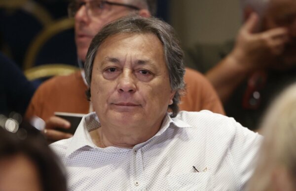 Αλ. Αυλωνίτης : Είμαι ανοιχτός να συζητήσω με την κα. Καρυστιανού