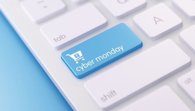 Cyber Monday: Αύριο κορυφώνεται το τετραήμερο προσφορών – Τι να προσέξουν οι καταναλωτές