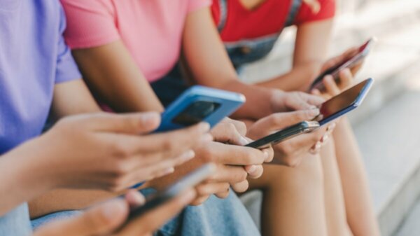 Μελέτη: Δημοφιλή chatbots βοηθούν τους χρήστες να σχεδιάσουν βίαιες επιθέσεις