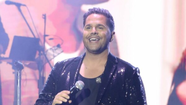 Ο Γιώργος Τσαλίκης διέκοψε συναυλία γιατί νόμιζε ότι τον σημαδεύουν με όπλο: Λέω έτσι θα πεθάνω