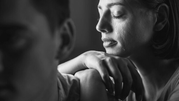 Negging: Η επικίνδυνη τοξικότητα στις σχέσεις σας