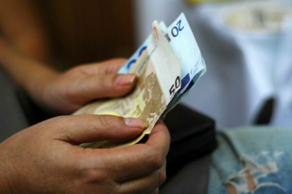 Επίδομα 250 ευρώ για συνταξιούχους στις 10 Ιουλίου: Ποιοι το δικαιούνται και ποιοι εξαιρούνται