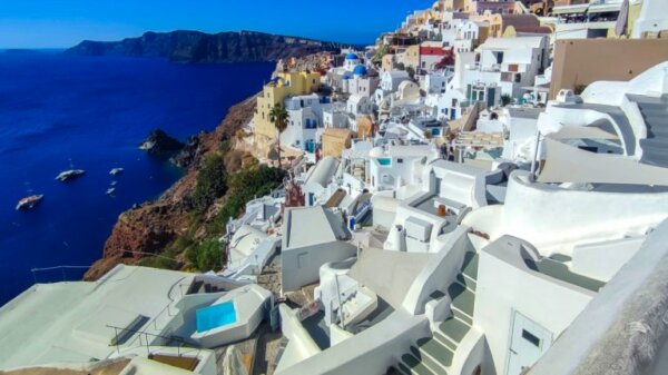 Συνέδριο για τον πολυτελή τουρισμό στην Σαντορίνη