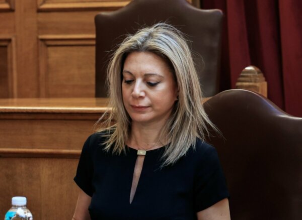 Μ. Καρυστιανού: Παραπομπή Μητσοτάκη, Καραμανλή, και άλλων πέντε προσώπων – Ολόκληρο το κείμενο της Πρότασης για τη Σύσταση Προανακριτικής Επιτροπής από το Σύλλογο Θυμάτων Των Τεμπών