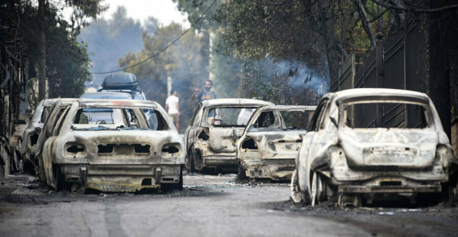 Επτά χρόνια από την τραγωδία στο Μάτι – Εκδηλώσεις μνήμης για τα 104 θύματα της φονικής πυρκαγιάς