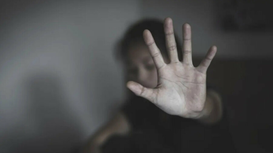 Φρίκη στη Γερμανία: Επί 15 χρόνια νάρκωνε και βίαζε τη σύζυγό του – Ανέβαζε τα βίντεο στο διαδίκτυο
