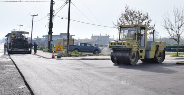 Προχωρούν τα έργα ανακατασκευής του οδικού δικτύου σε Γαλήνη και Πλατύκαμπο