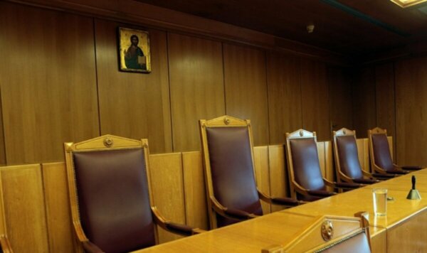 MOΔ Λάρισας: Κάθειρξη 12 ετών για γενετήσιες πράξεις κατά ανήλικης στη Μαγνησία