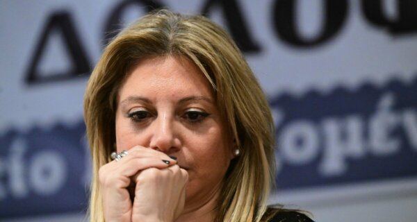 Η Μαρία Καρυστιανού καταγγέλλει απειλές κατά του γιου της – Τι αναφέρουν πηγές της ΕΛ.ΑΣ.