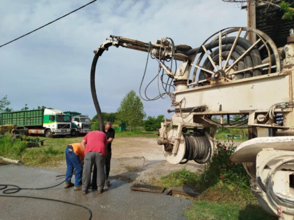 Διαρκείς οι καθαρισμοί φρεατίων από τη ΔΕΥΑ Φαρσάλων