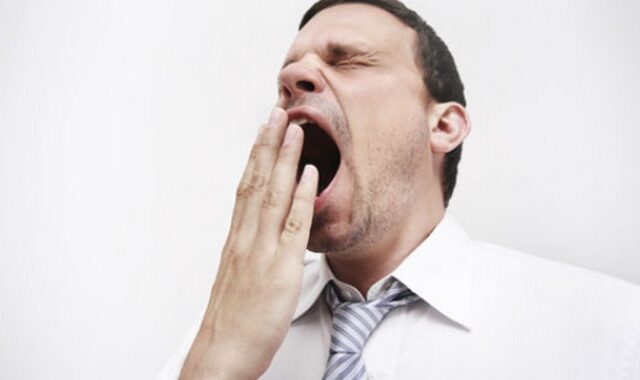 Γιατί το χασμουρητό είναι επίκινδυνο για την υγεία – Τι απαντούν οι ειδικοί