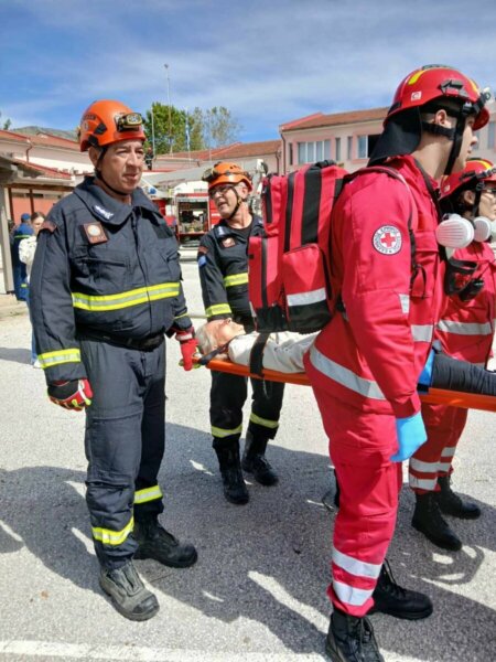 Aσκηση ετοιμότητας για τον σεισμό στον Δήμο Τυρνάβου