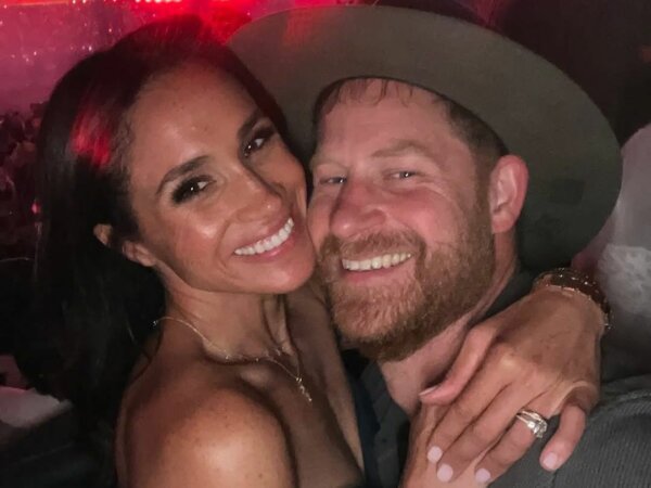 Ο Harry & η Meghan σε συναυλία της Beyonce: Χαμόγελα μπρος στην κάμερα όμως όταν δεν βλέπει ο φακός;