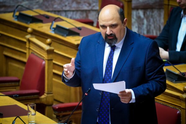 Τέμπη: Αυτοί είναι οι δικαστές που θα αποφασίσουν για τον Τριαντόπουλο