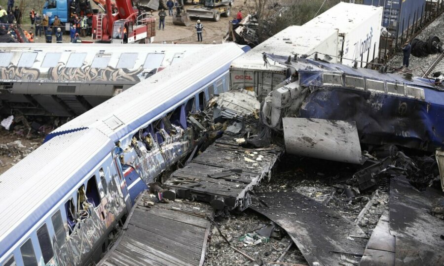 Τέμπη: Νέα δικογραφία από την Ευρωπαϊκή Εισαγγελία – Στο στόχαστρο o Kώστας Αχ. Καραμανλής