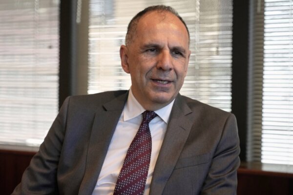 Γεραπετρίτης στο AP: Η Ελλάδα στο πλευρό της Ουκρανίας – Να σταματήσει ο «εφιάλτης» στη Γάζα