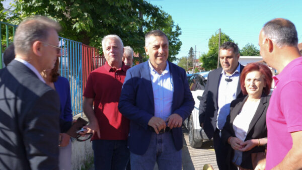 Σχολικές μονάδες του Δήμου Σοφάδων  επισκέφθηκε ο Περιφερειάρχης Θεσσαλίας Δημήτρης Κουρέτας