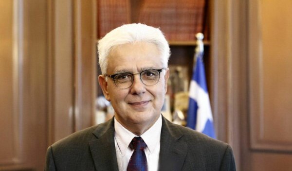 ΟΠΕΚΕΠΕ: Ο πρόεδρος του οργανισμού αρνείται να αφήσει την καρέκλα του