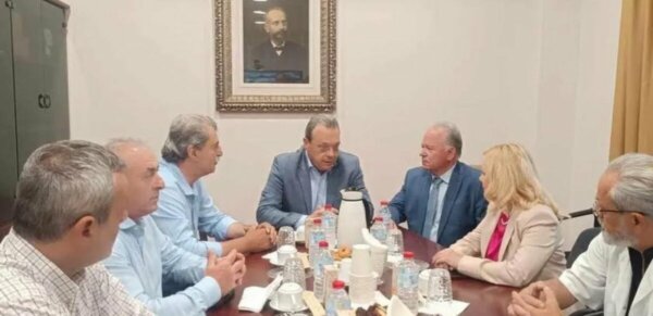 Σωκράτης Φάμελλος – Ηράκλειο / Από το Βενιζέλειο νοσοκομείο ξεκίνησε η περιοδεία του προέδρου του ΣΥΡΙΖΑ-ΠΣ