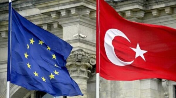 Φαραντούρης: «Πανηγυρική η συμμετοχή Τουρκίας σε Άμυνα ΕΕ – Αναλαμβάνουμε εμείς στο ΕυρωΚοινοβούλιο»