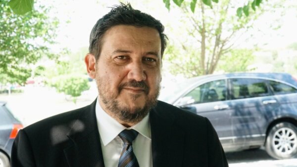 Παραμένει διοικητής στο ΓΝΛ ο Γρηγόρης Βλαχάκης