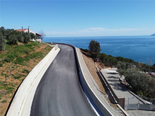 Αποκαταστάθηκε το πεσμένο τμήμα στον δρόμο Ρακοπόταμος – Κεραμίδι