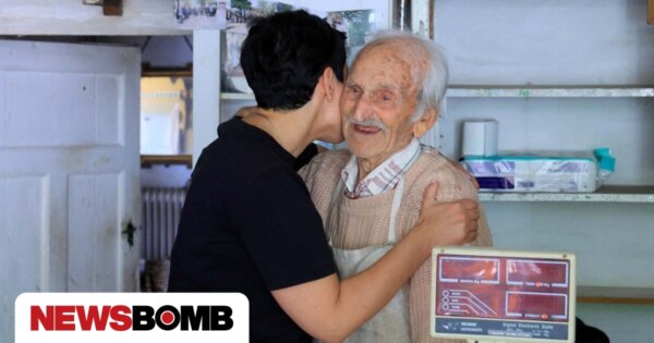 Εκατοντάχρονος σε χωριό της Λάρισας αποκαλύπτει το μυστικό της μακροζωίας