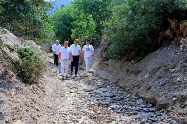 Καθαρισμός ρεμάτων από την Περιφέρεια στην Τσαριτσάνη Ελασσόνας