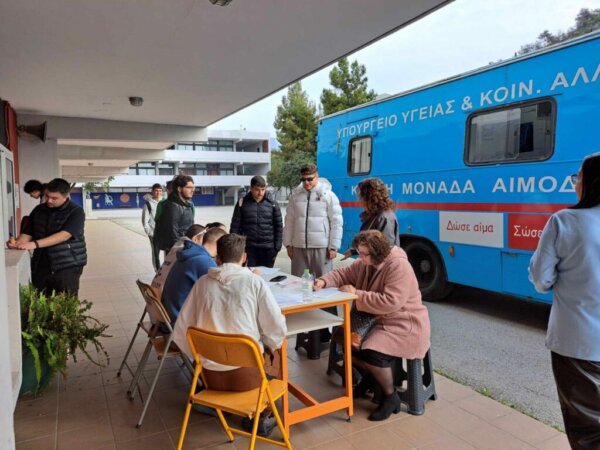 Εθελοντική αιμοδοσία στην παραλία του Βόλου