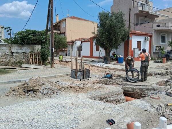 Βόλος: Συνεχίζεται το έργο της επέκτασης του δικτύου ομβρίων στην περιοχή Τσαλαπάτα