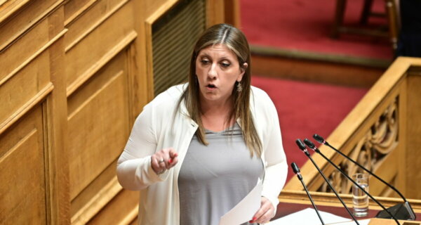 Ζωή Κωνσταντοπούλου: Παραίτηση Φλωρίδη και «συγγνώμη» από την κυβέρνηση για τον «βιαστή με την τυρόπιτα»